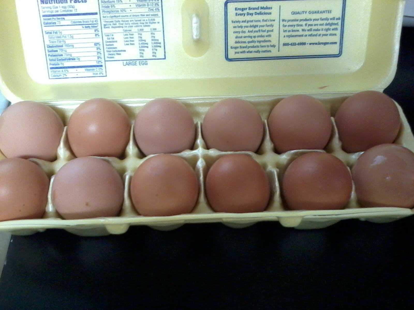 full dozen eggs 001